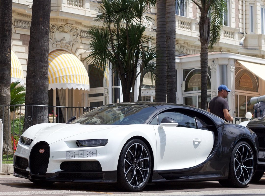 Pros and Cons of Owning a Bugatti Chiron in Sri Lanka